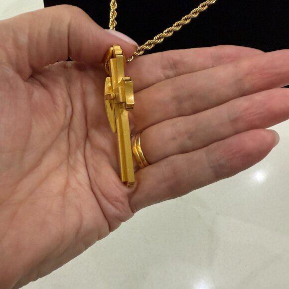 Men's Gold Tone Stainless Steel Cross - Picture 6 of 10